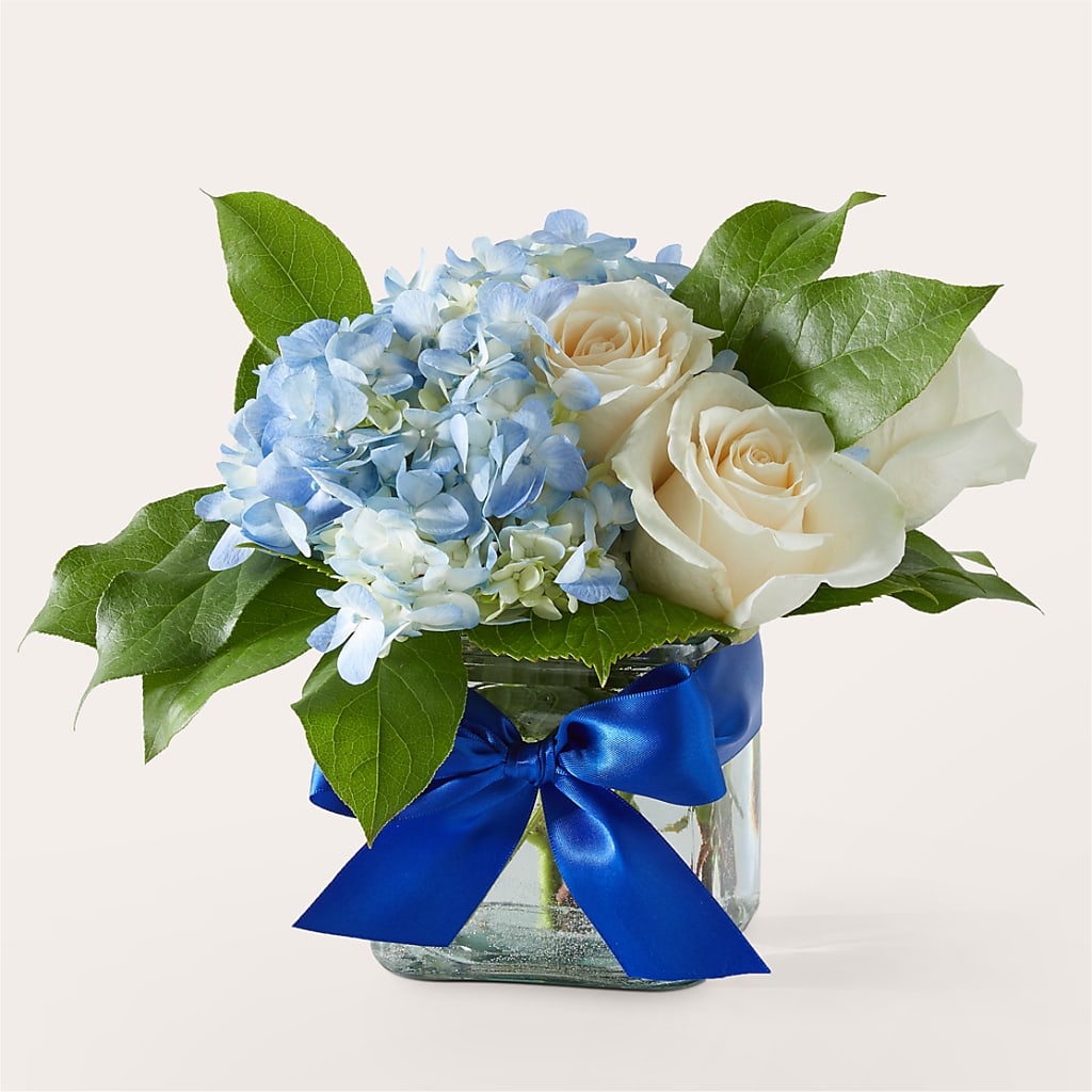 Sky Blue Delight Bouquet – CRALL'S MONONGAHELA FLORAL & GIFT, Monongahela PA