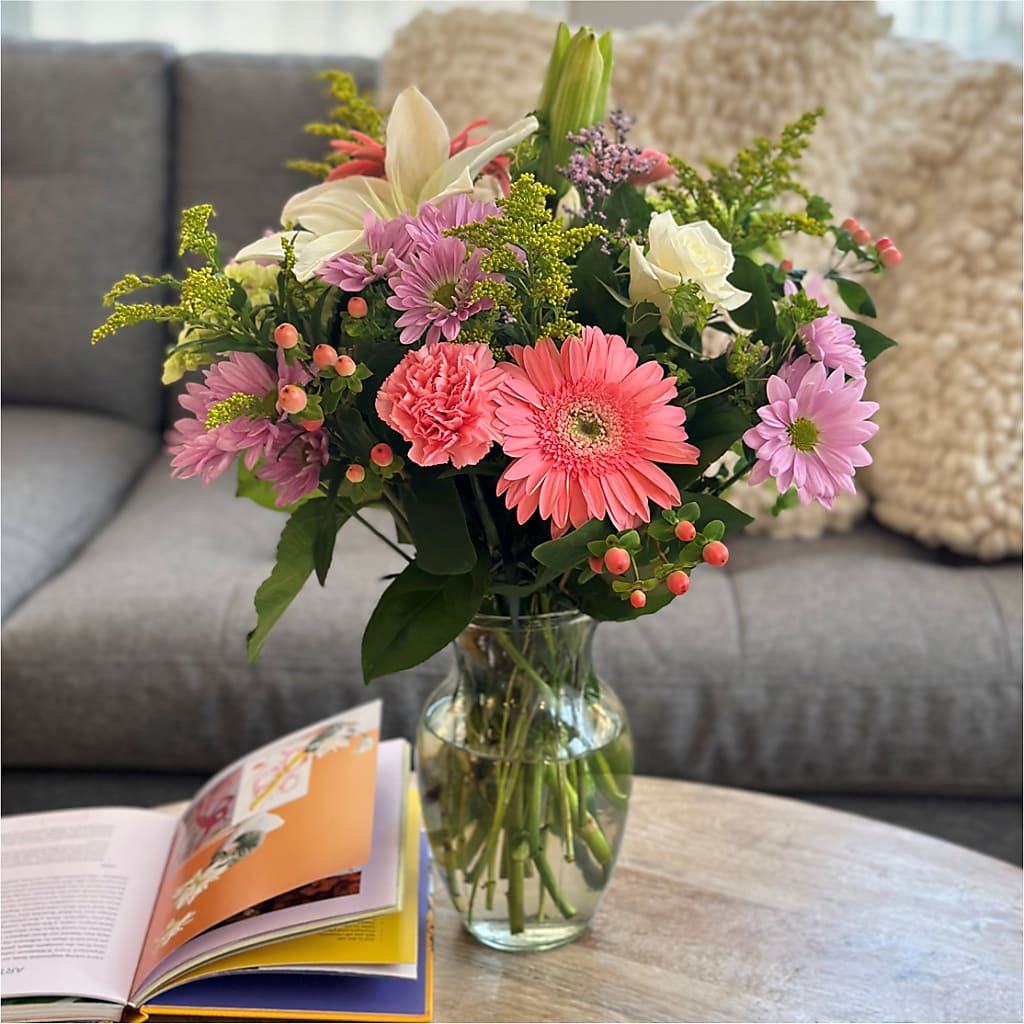 Pastel Tradition - A Florist Original – CRALL'S MONONGAHELA FLORAL & GIFT, Monongahela PA