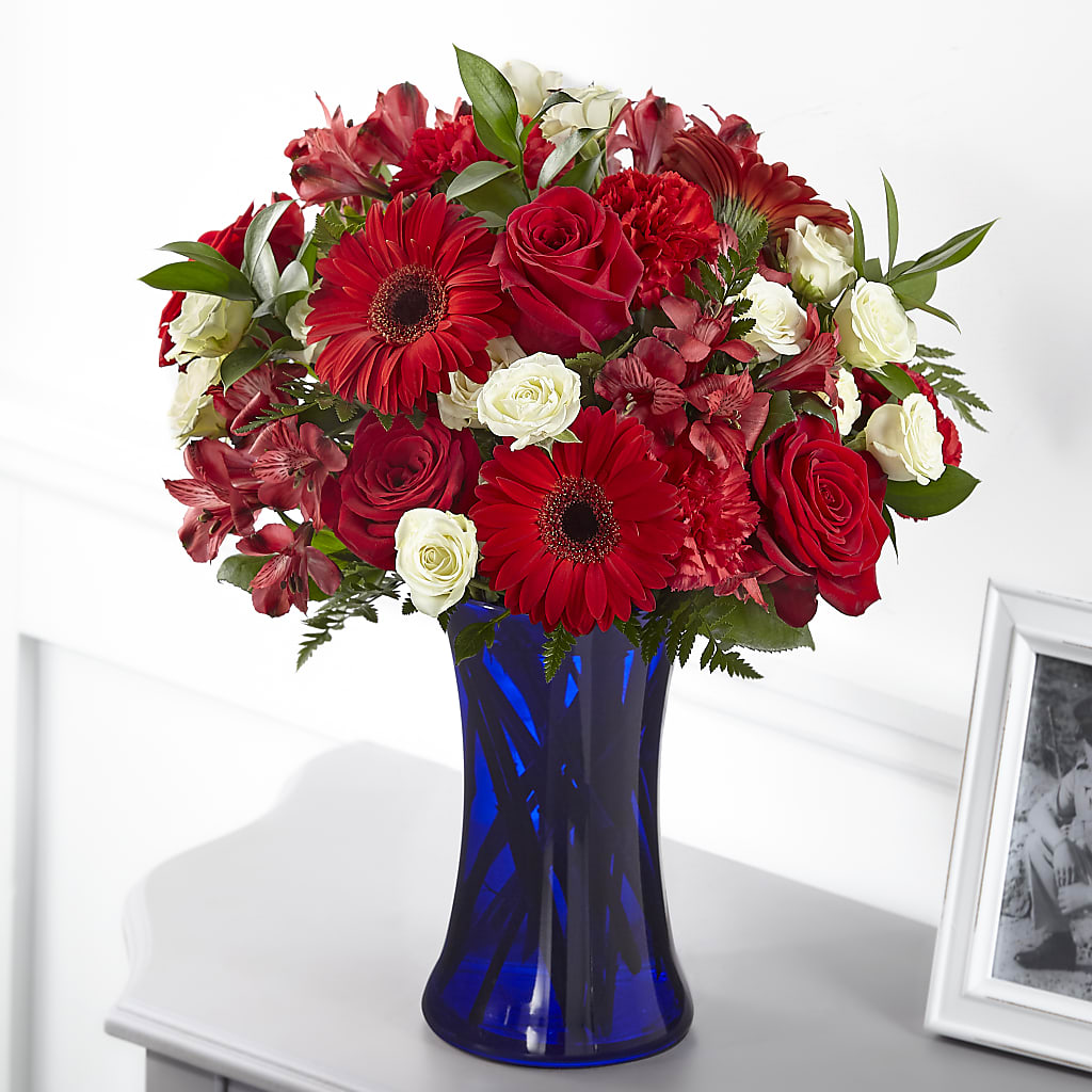 Hearts Embrace Bouquet – CRALL'S MONONGAHELA FLORAL & GIFT, Monongahela PA