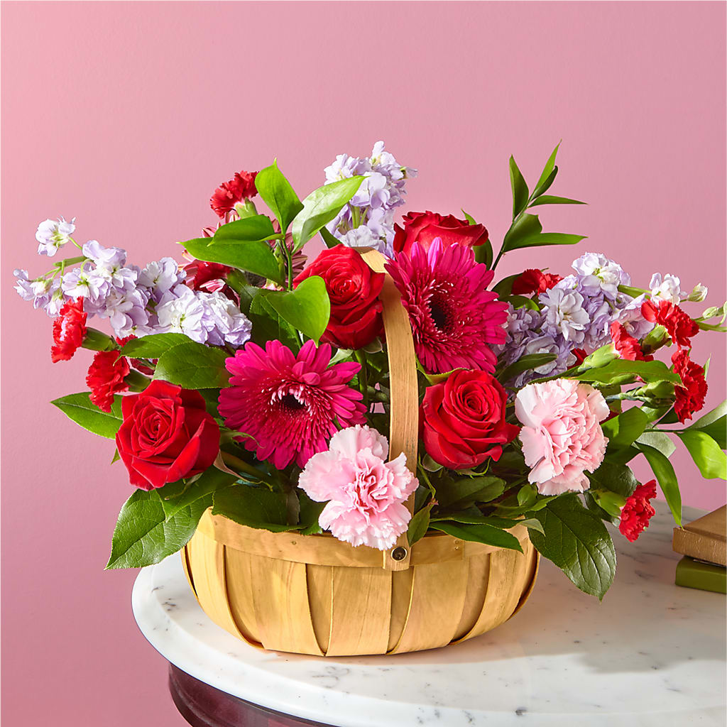 Pink Picnic Basket – CRALL'S MONONGAHELA FLORAL & GIFT, Monongahela PA