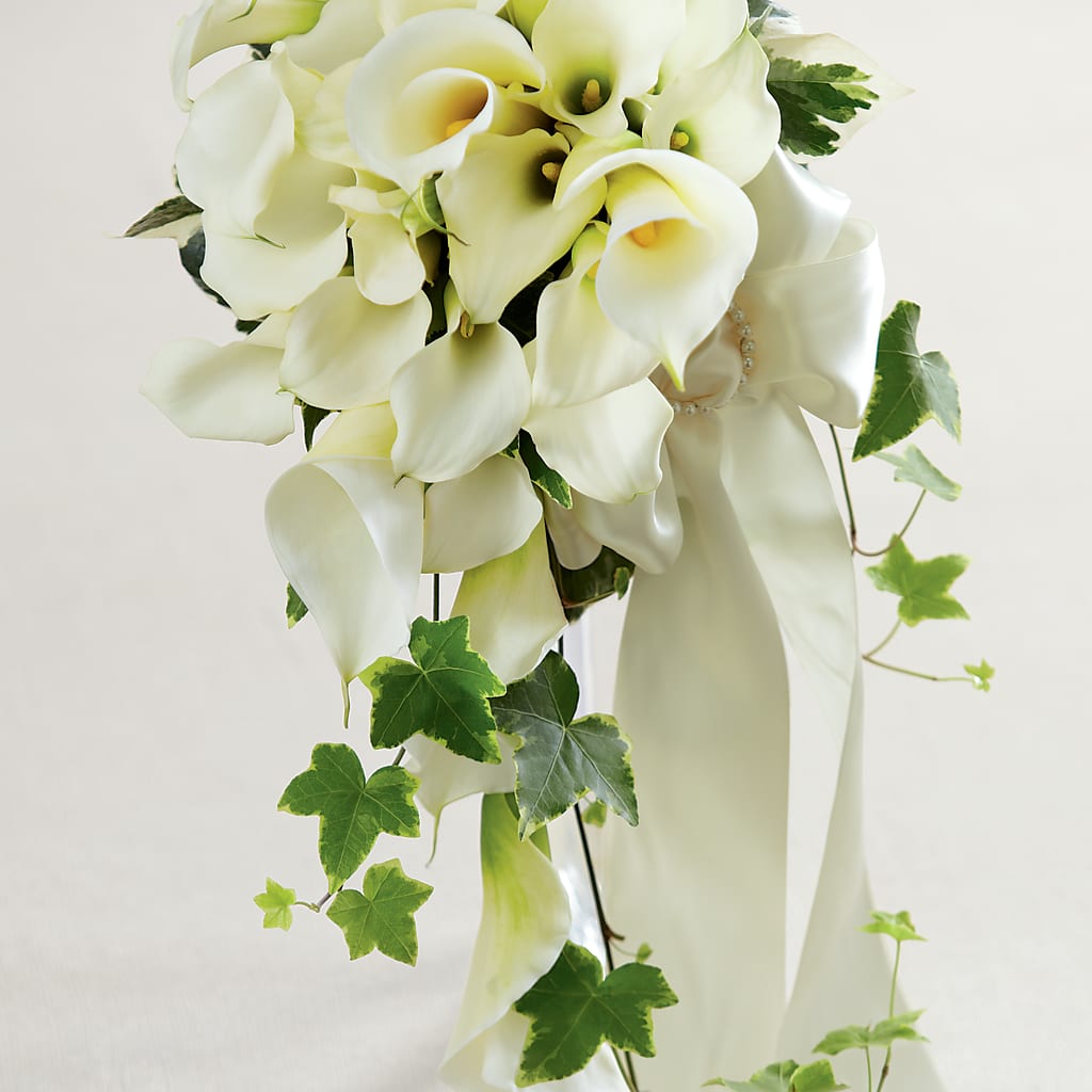 White Chapel Bouquet – CRALL'S MONONGAHELA FLORAL & GIFT, Monongahela PA