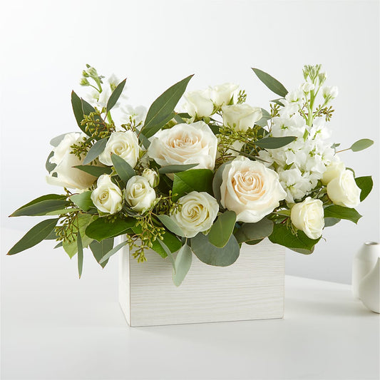 Fresh Linen Box Bouquet – CRALL'S MONONGAHELA FLORAL & GIFT, Monongahela PA
