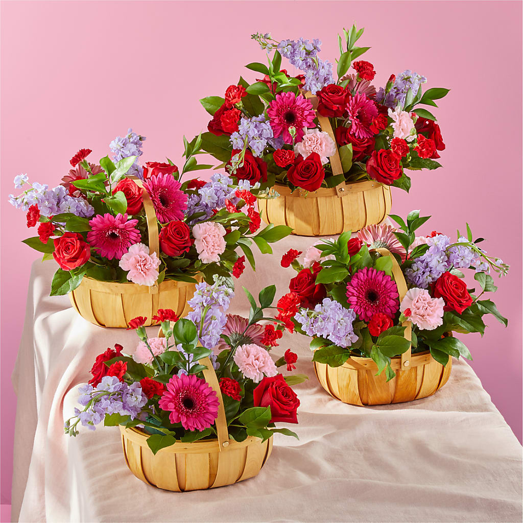 Pink Picnic Basket – CRALL'S MONONGAHELA FLORAL & GIFT, Monongahela PA
