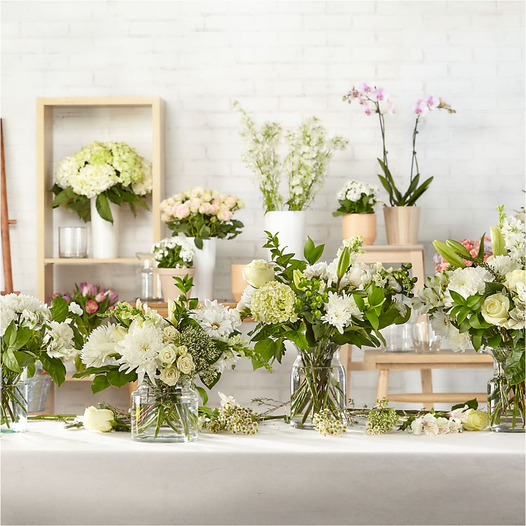 Classic Ivory – A Florist Original – CRALL'S MONONGAHELA FLORAL & GIFT, Monongahela PA