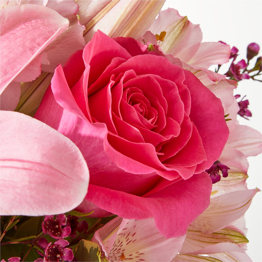 Lucky in Love Bouquet – CRALL'S MONONGAHELA FLORAL & GIFT, Monongahela PA