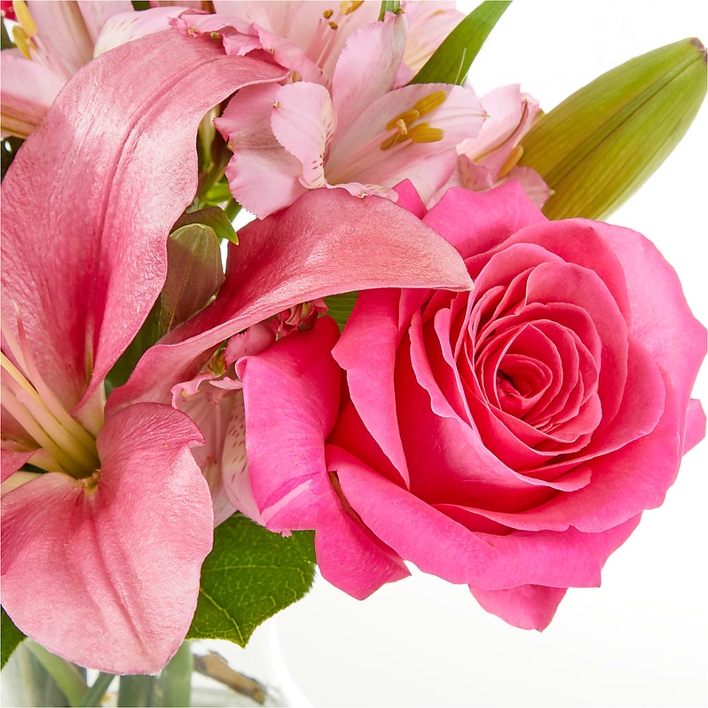 Lots of Love Bouquet – CRALL'S MONONGAHELA FLORAL & GIFT, Monongahela PA